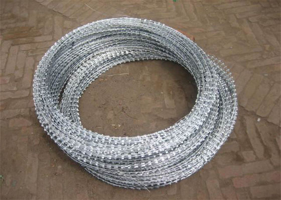 High Density Galvanized Iron Concertina Barbed Razor Wire Mesh Fence