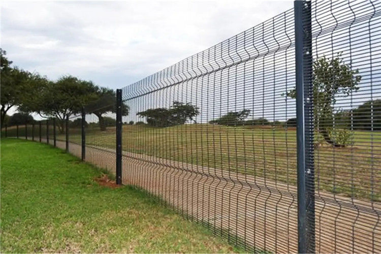 358 Mesh Fence High-Security And Anti-Corrosion Features | Security Fence, Wire Mesh Fence, Mesh Fencing