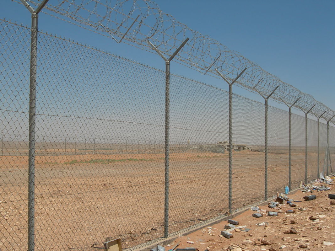 High Security Galvanized Chain Link Fence For Oil Field Fencing With Post