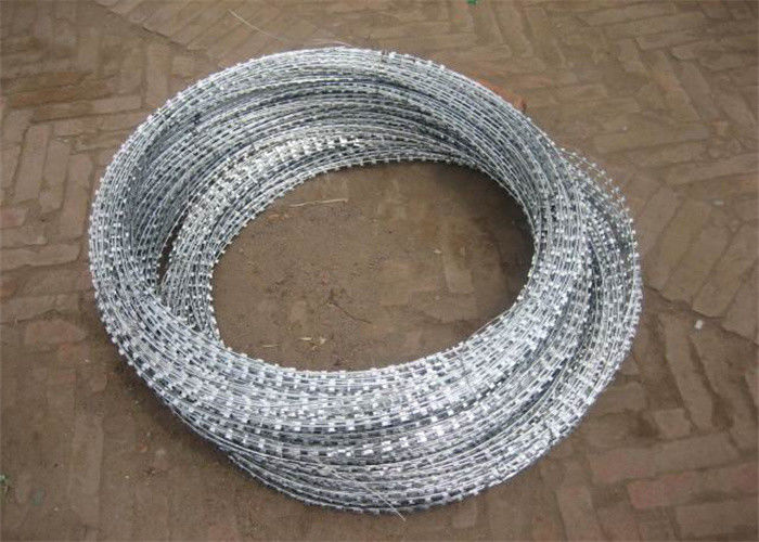 High Density Galvanized Iron Concertina Barbed Razor Wire Mesh Fence